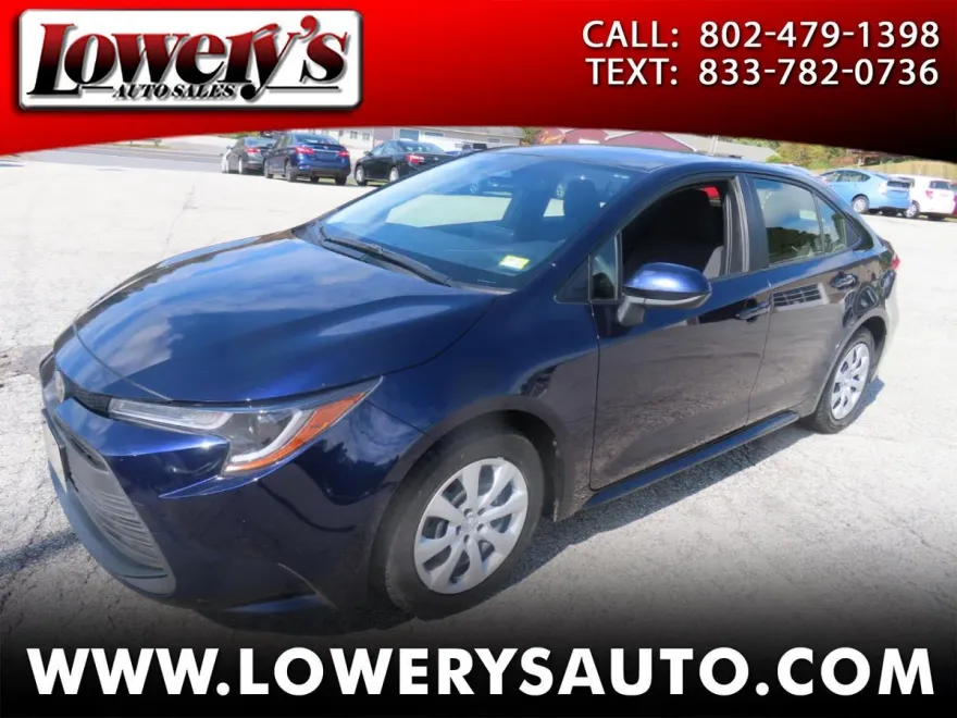 2023 Toyota Corolla LE photo 1
