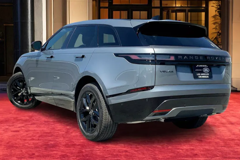 2026 Land Rover Range Rover Velar SE photo 1