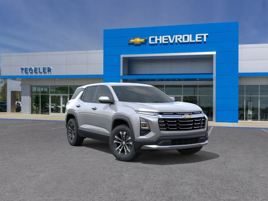2026 Chevrolet Equinox LT photo 1