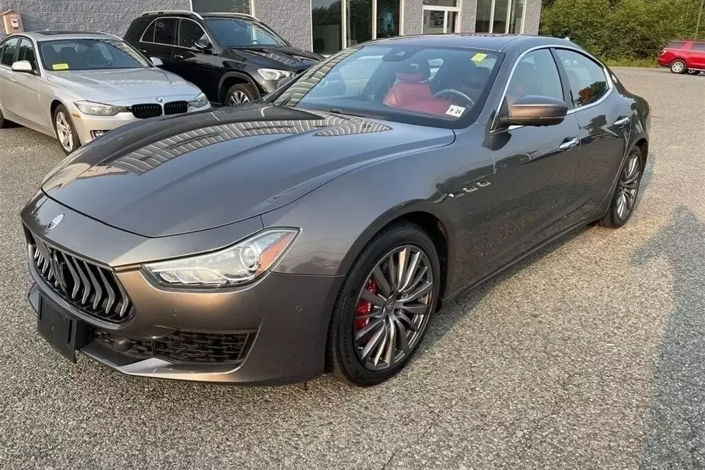 2019 Maserati Ghibli S Q4 photo 1