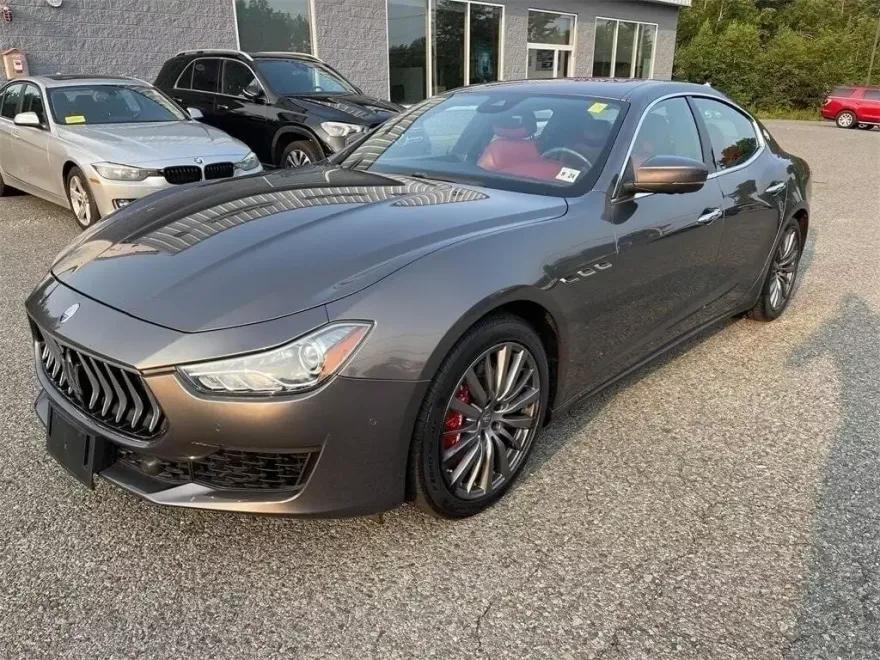 2019 Maserati Ghibli S Q4 photo 1