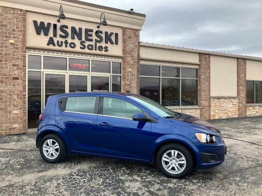 2014 Chevrolet Sonic LT photo 1