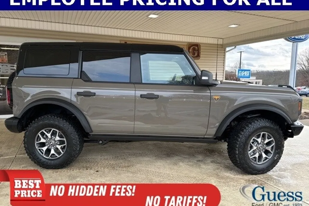2025 Ford Bronco Badlands photo 1