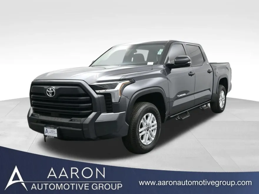 2024 Toyota Tundra SR5 CrewMax photo 1