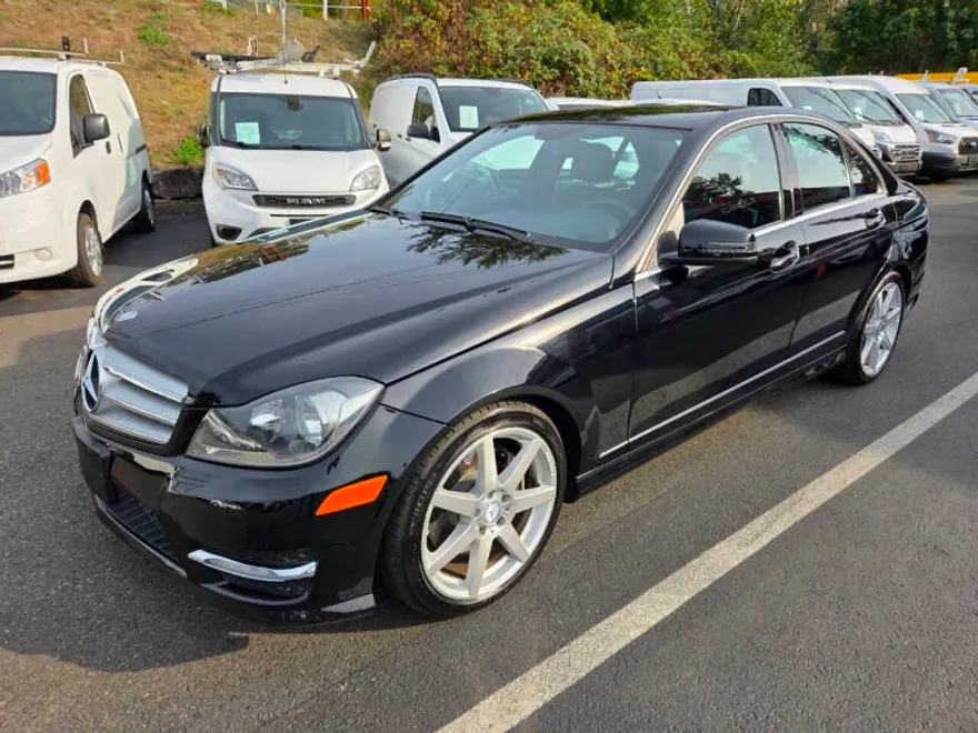 2013 Mercedes Benz C 350 Sport photo 1