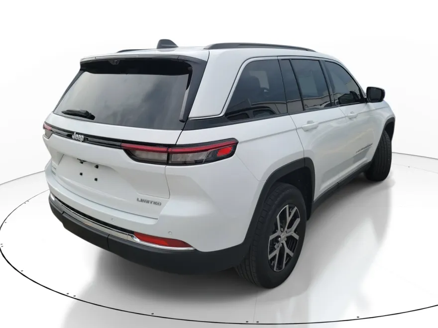 2025 Jeep Grand Cherokee Limited photo 1
