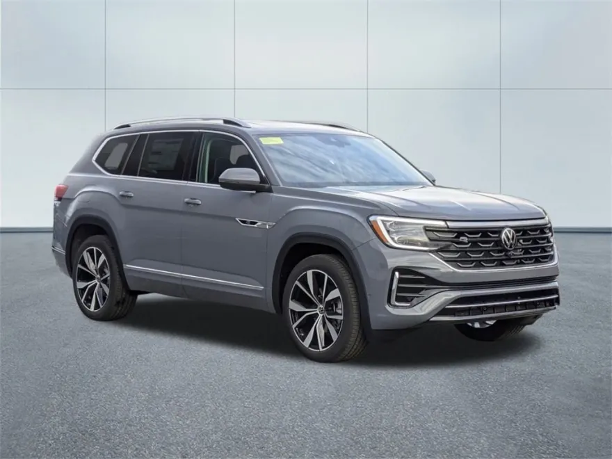 2025 Volkswagen Atlas SEL Premium R-Line photo 1