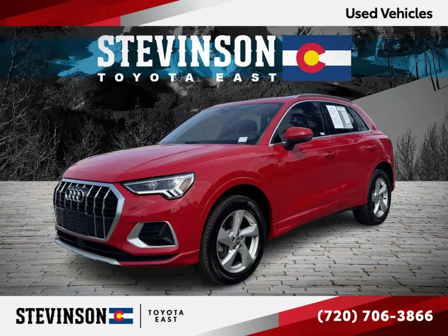 2020 Audi Q3 45 TFSI Premium Plus photo 1