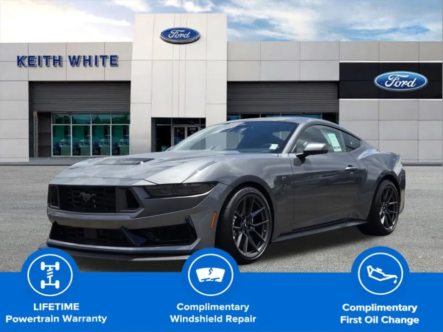 2025 Ford Mustang Dark Horse Deluxe photo 1
