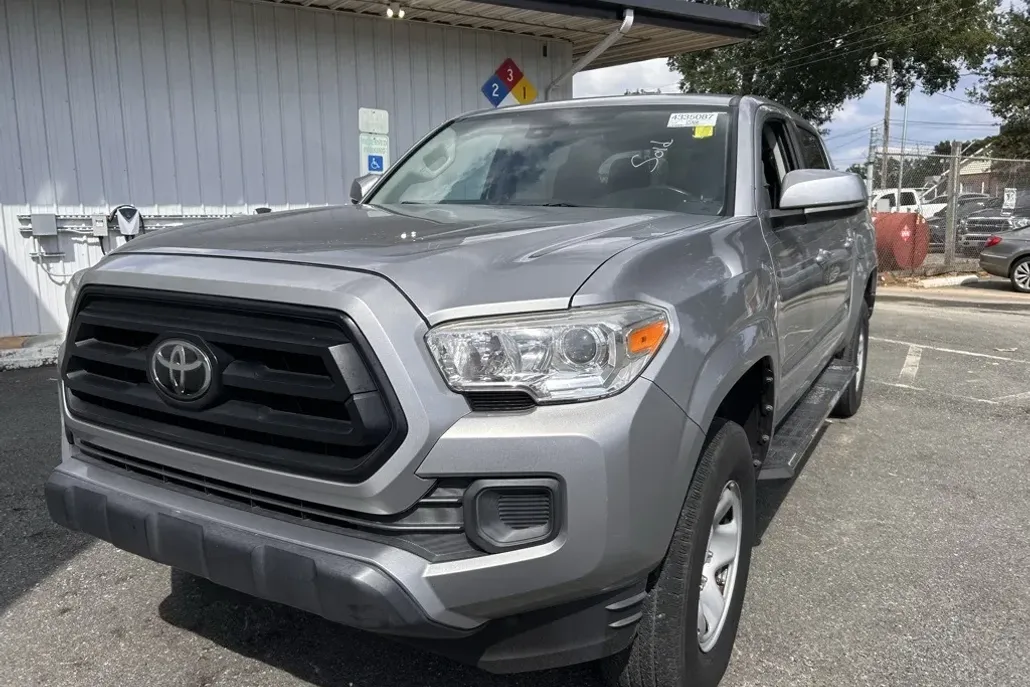 2020 Toyota Tacoma SR photo 1