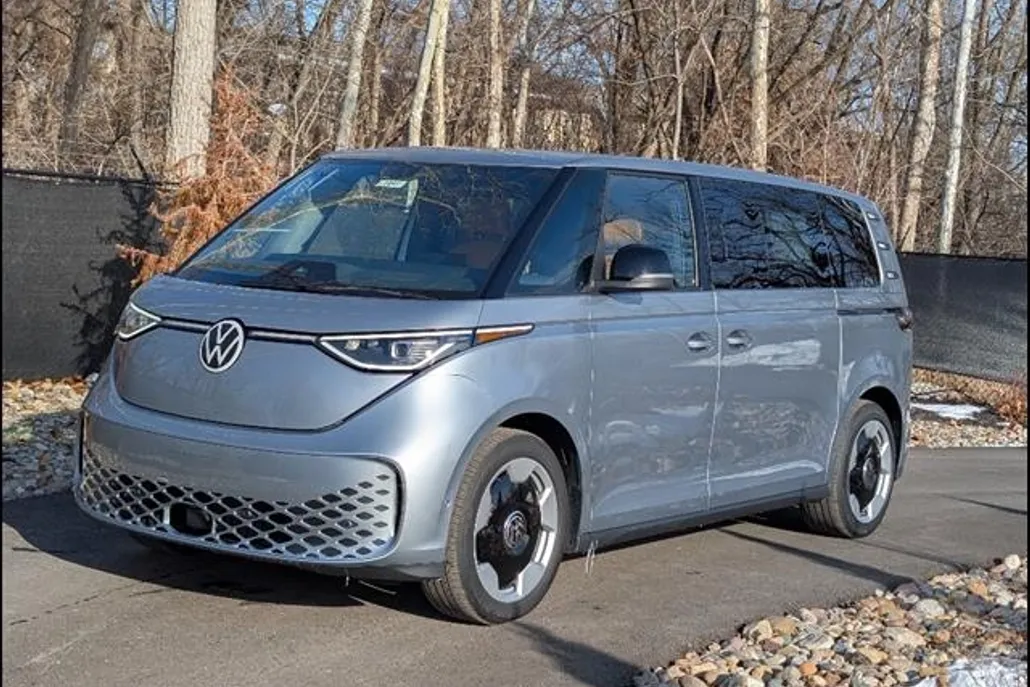 2025 Volkswagen ID. Buzz Pro S photo 1