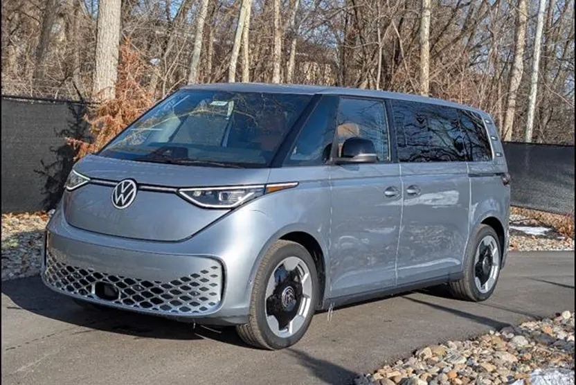 2025 Volkswagen ID. Buzz Pro S photo 1
