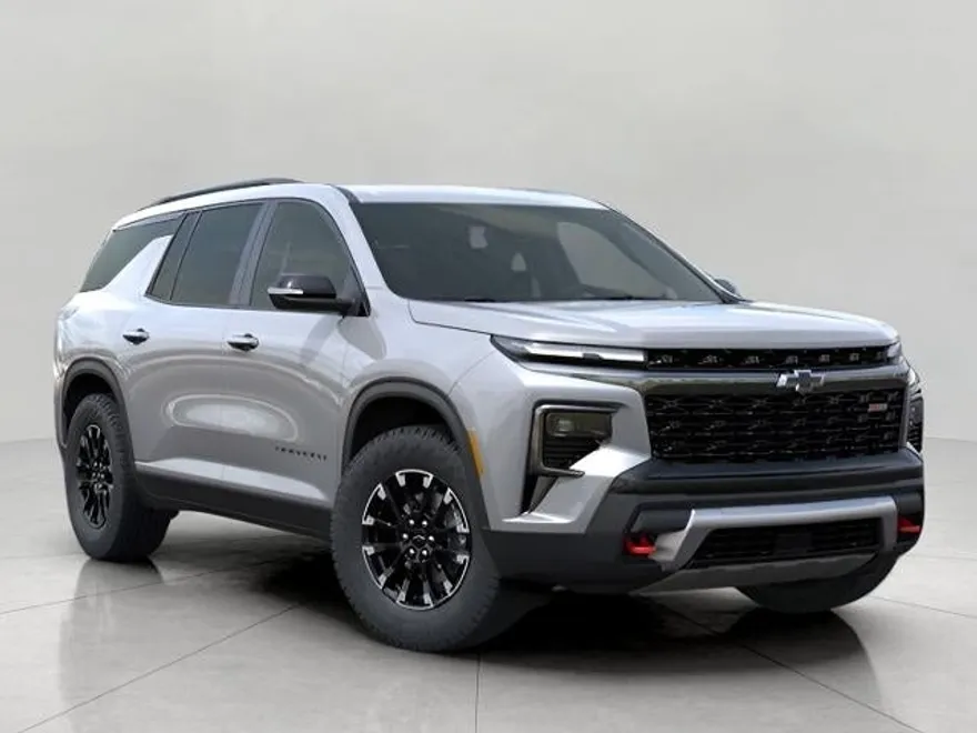 2025 Chevrolet Traverse Z71 photo 1