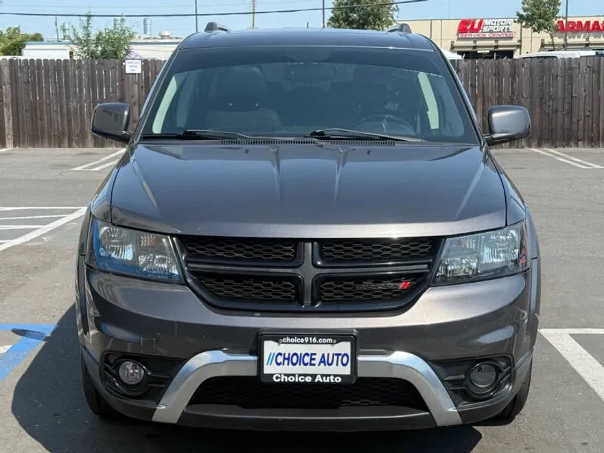 2015 Dodge Journey Crossroad photo 1