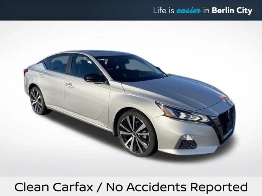 2022 Nissan Altima 2.5 S photo 1