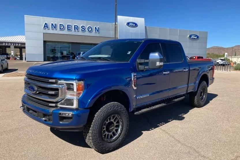 2022 Ford F-350 Platinum photo 1