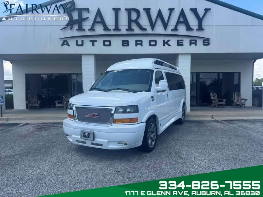 2023 Gmc Savana 2500 Cargo photo 1