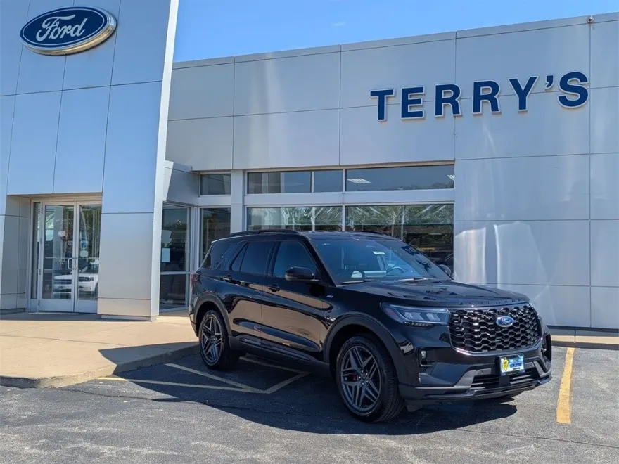 2025 Ford Explorer ST-Line photo 1