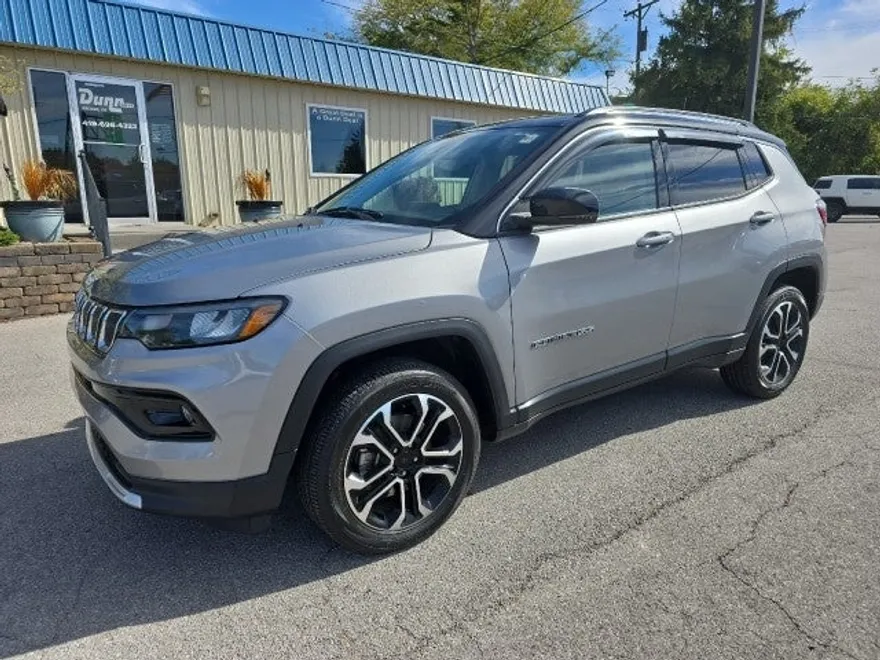 2022 Jeep Compass Limited photo 1