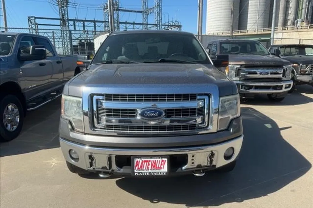 2013 Ford F-150 photo 1