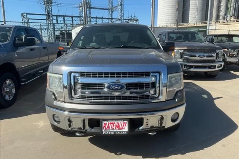 2013 Ford F-150 photo 1