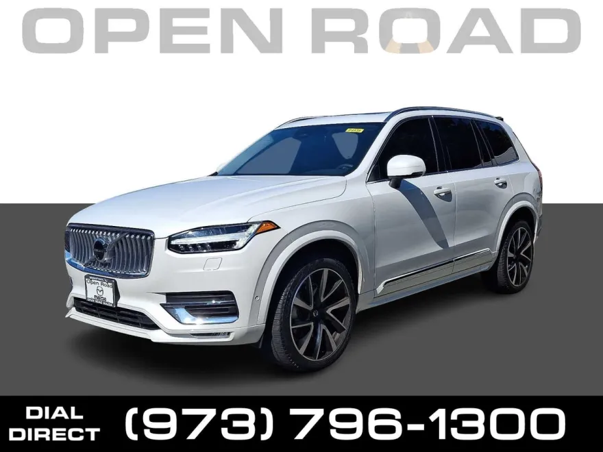 2024 Volvo XC90 AWD Plus photo 1