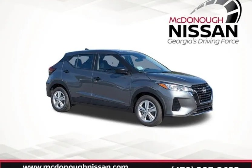 2025 Nissan Kicks Play S photo 1