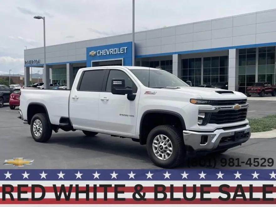2025 Chevrolet Silverado 2500HD LT photo 1