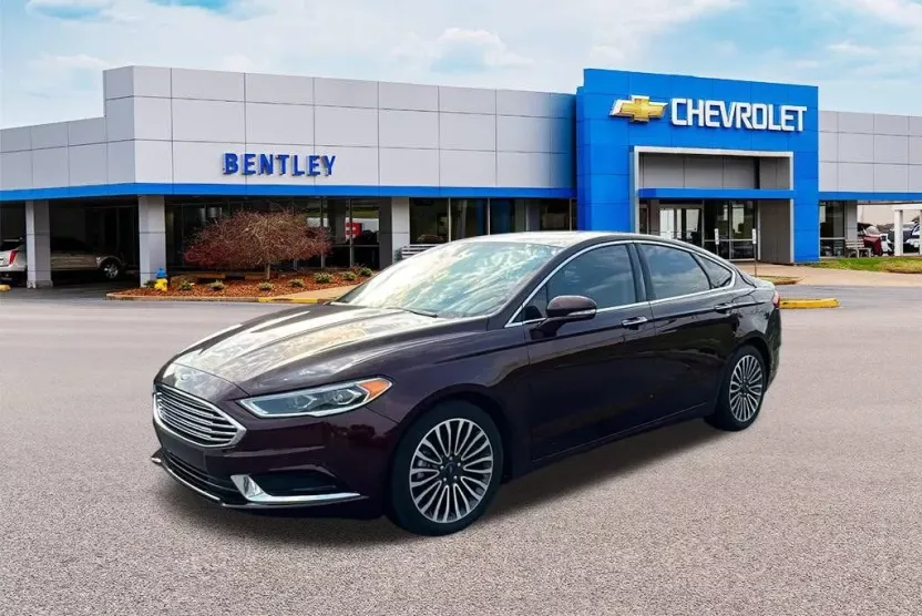 2018 Ford Fusion SE photo 1