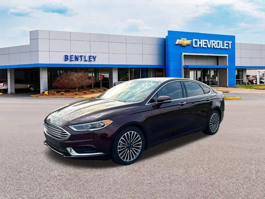2018 Ford Fusion SE photo 1