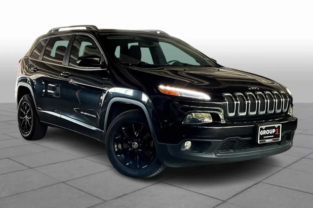 2015 Jeep Cherokee Latitude photo 1