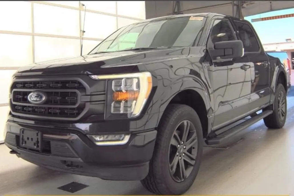 2022 Ford F-150 XLT photo 1