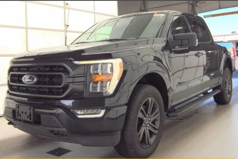 2022 Ford F-150 XLT photo 1