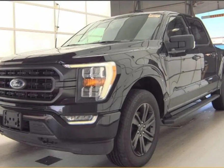 2022 Ford F-150 XLT photo 1