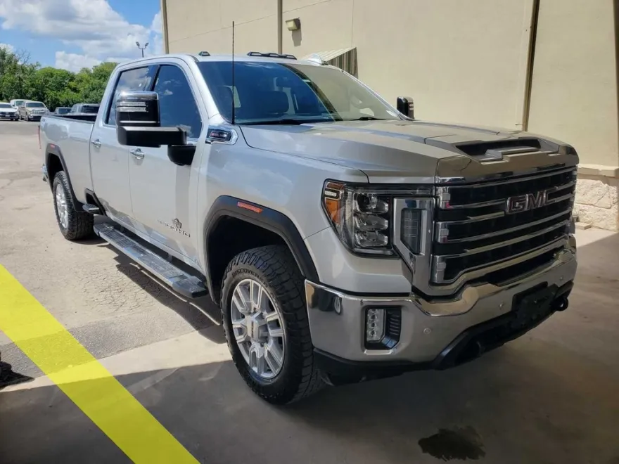 2020 Gmc Sierra SLT photo 1