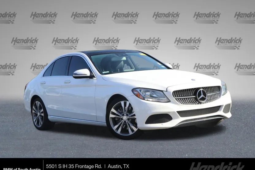 2016 Mercedes Benz C 300 Sedan photo 1