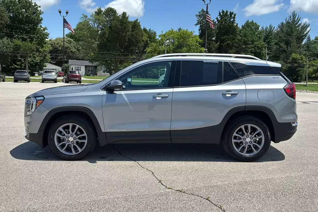 2023 Gmc Terrain SLT photo 1