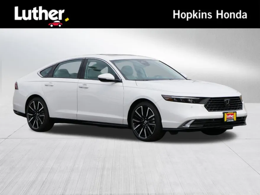 2025 Honda Accord Hybrid Touring photo 1
