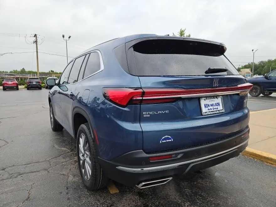 2026 Buick Enclave Preferred photo 1