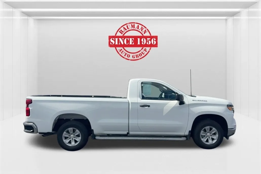 2024 Chevrolet Silverado 1500 photo 1
