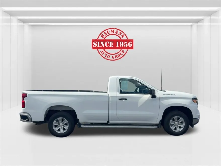 2024 Chevrolet Silverado 1500 photo 1