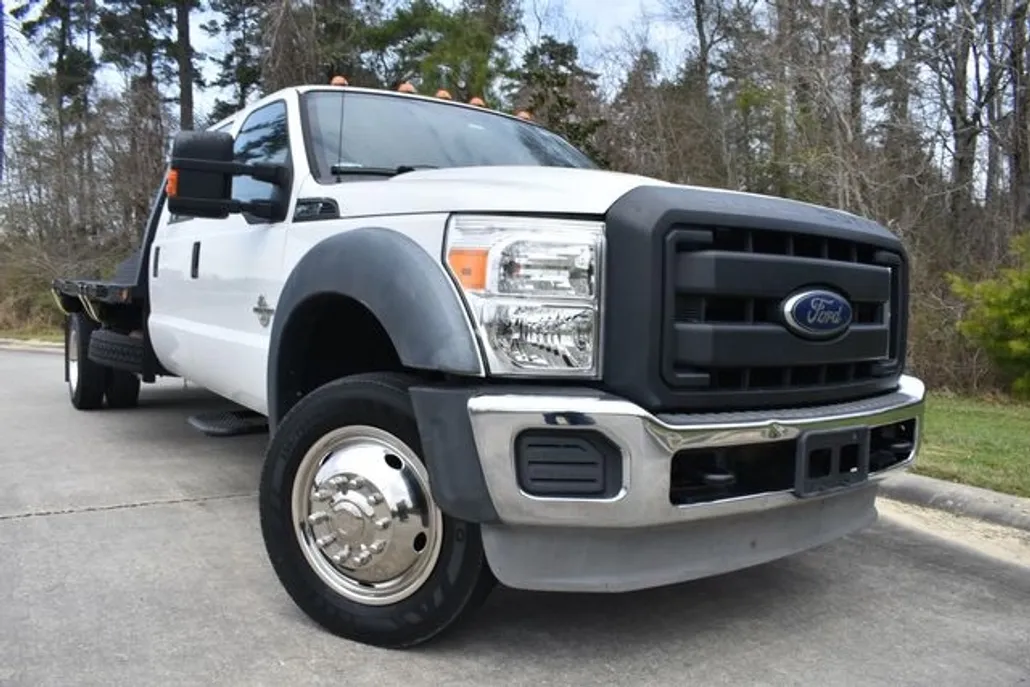 2013 Ford F-550 XL photo 1