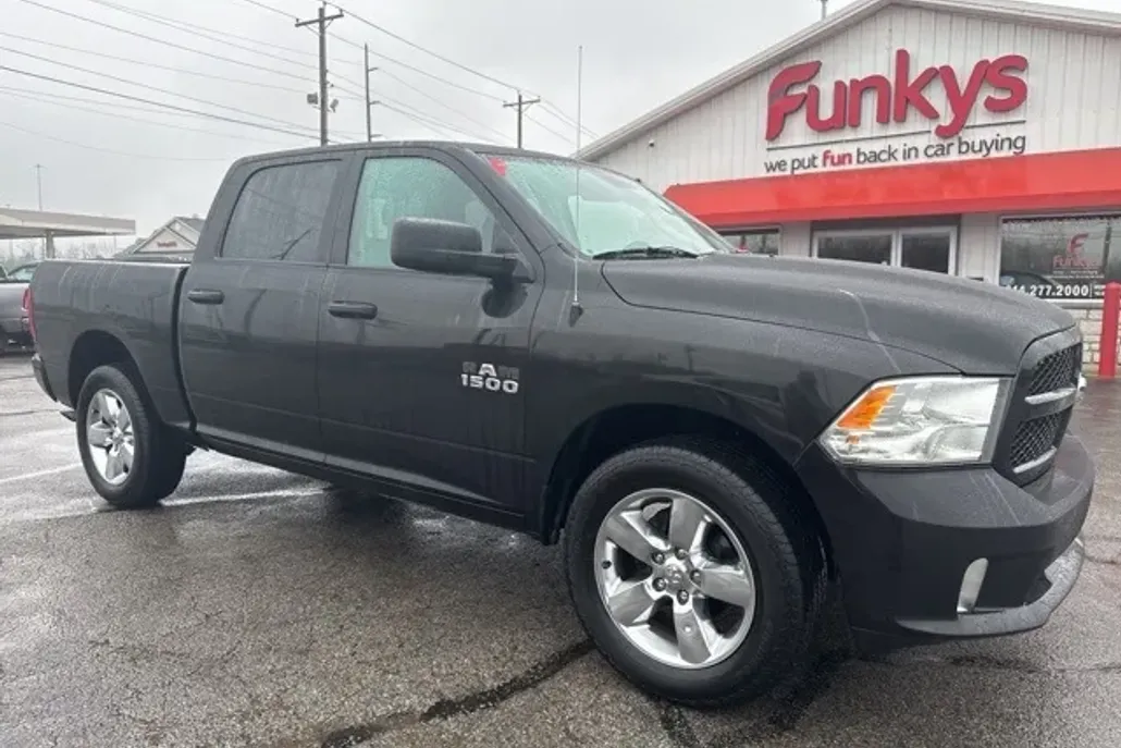 2018 Ram 1500 Express photo 1