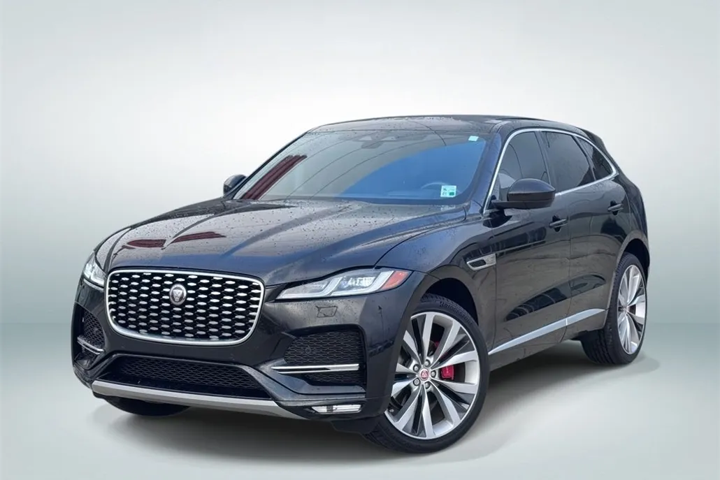 2023 Jaguar F-PACE P250 S photo 1