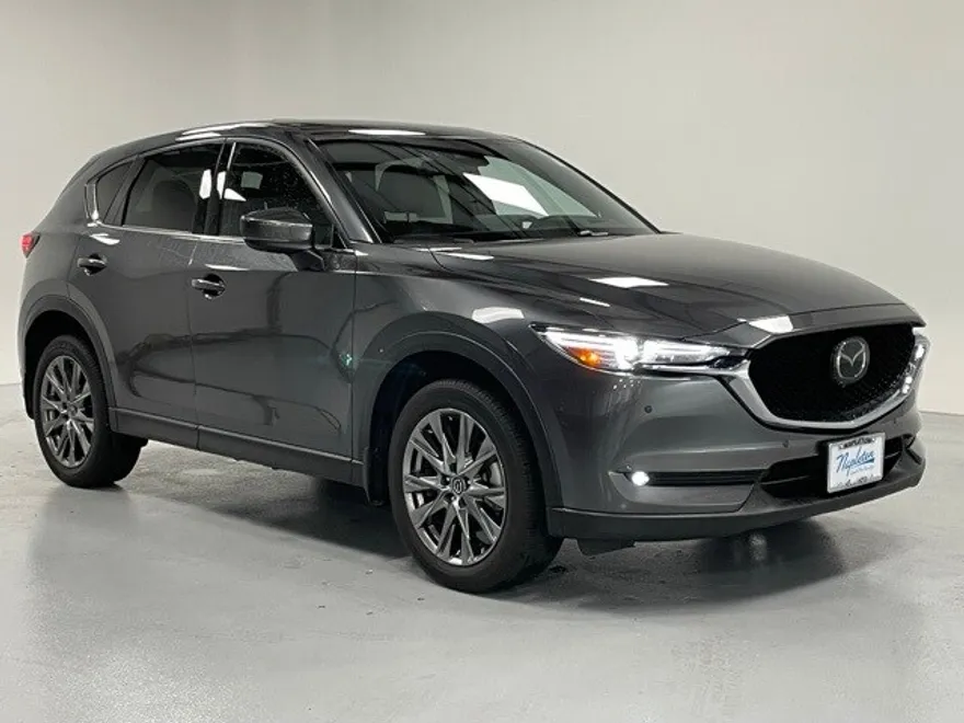 2021 Mazda CX-5 Signature photo 1