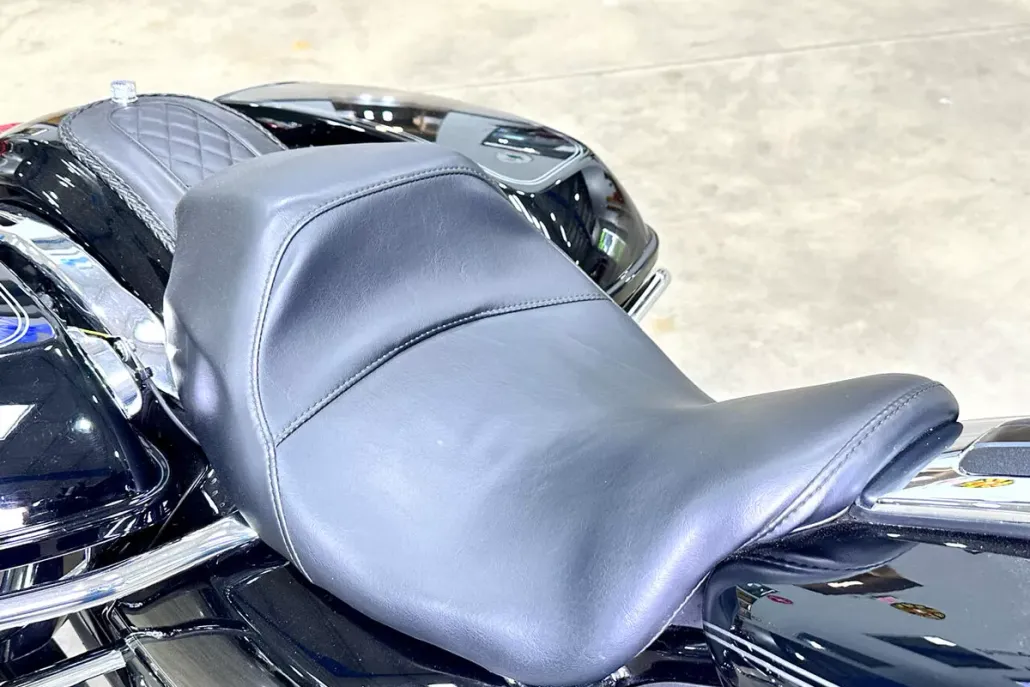 2014 Harley Davidson Electra Glide Ultra Classic FLHTCU103 photo 1