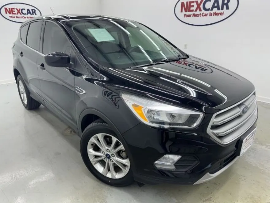 2017 Ford Escape SE photo 1