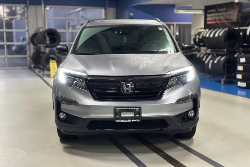 2022 Honda Pilot TrailSport photo 1