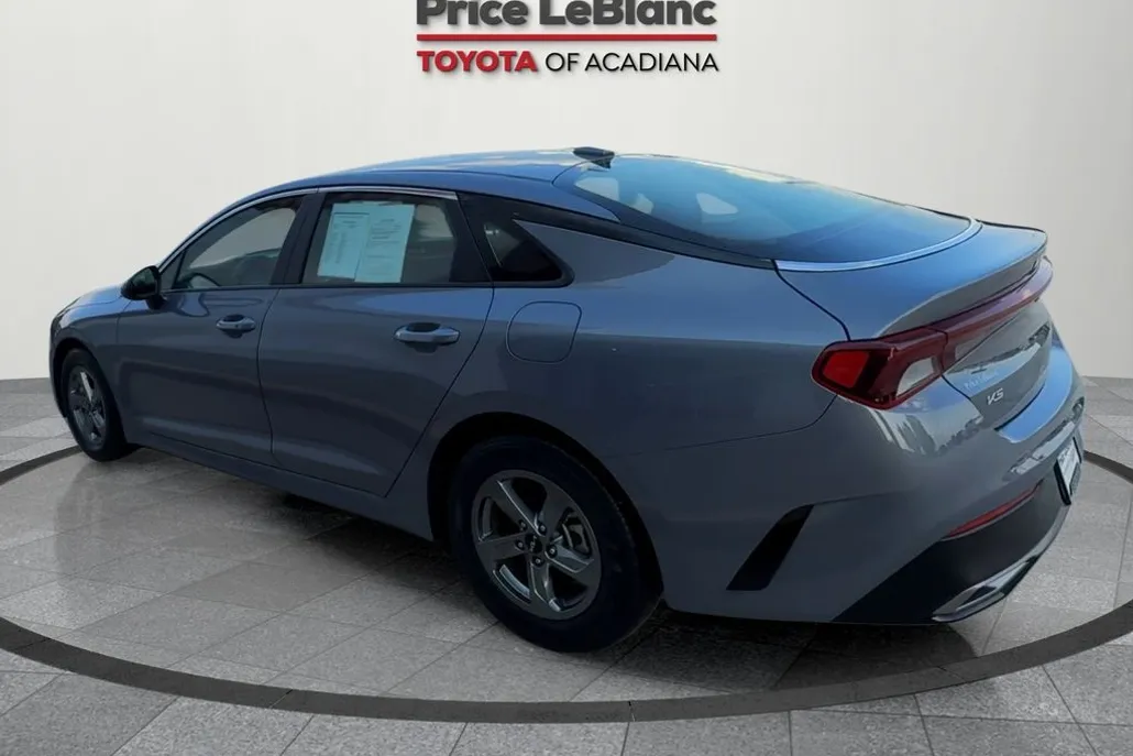 2024 Kia K5 LXS photo 1
