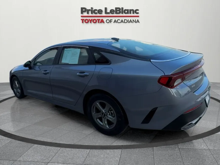 2024 Kia K5 LXS photo 1